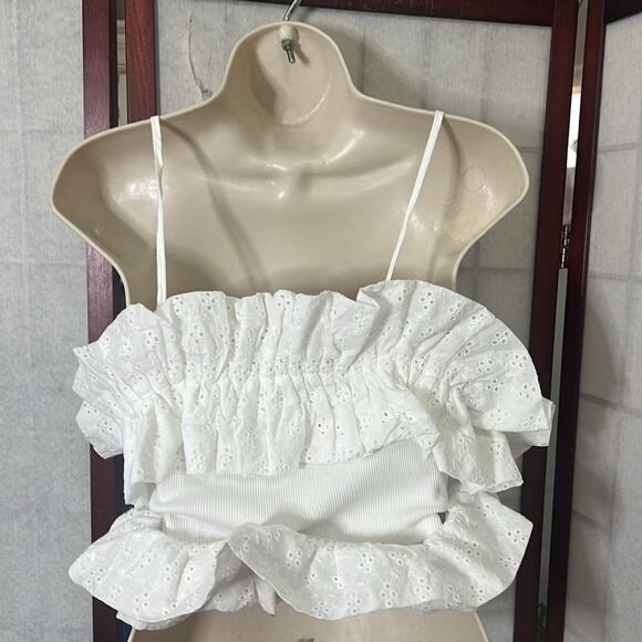 ZARA NWT RUFFLED EYELET CROPPED‎ TOP SIZE M - Picture 3 of 8